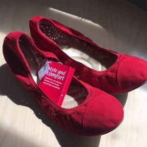 Red Dexflex Comfort flats